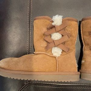 Kookaburra by Ugg Kids size 1